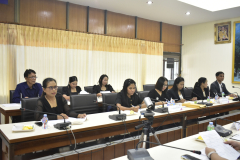 LINE_ALBUM_ประชุมพิธีรับเครื่องราชฯ_251112_17