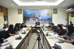 LINE_ALBUM_ประชุมพิธีรับเครื่องราชฯ_251112_19